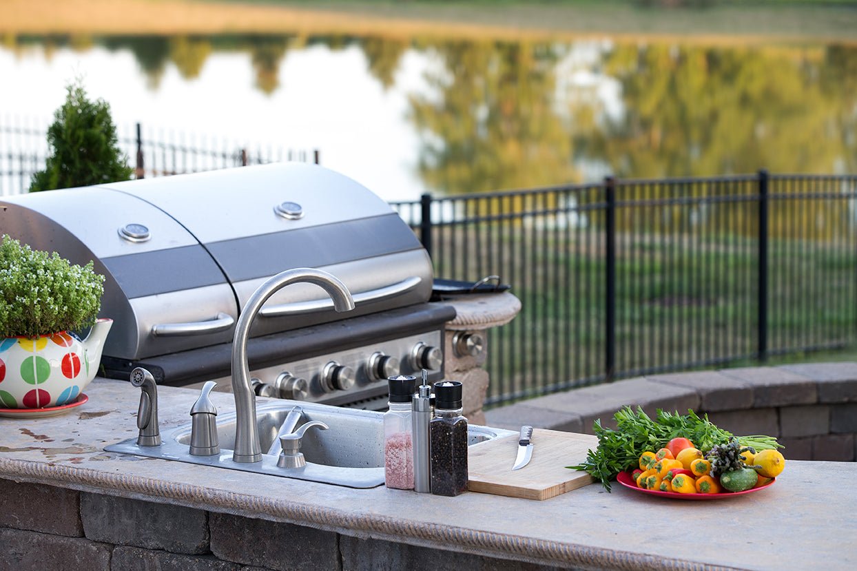 Outdoor Kitchen Buying Guide: Most Important Things to Consider Before Purchasing - Stone and Heat